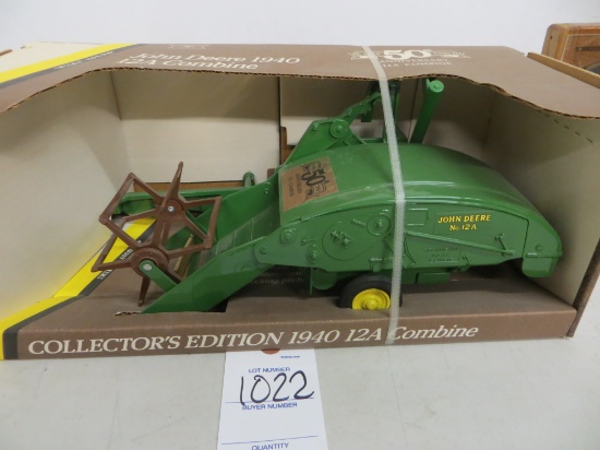John Deere 1940 12A combine, Collector Edition, 50 years