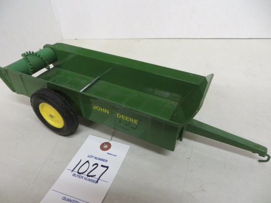 John Deere manure spreader