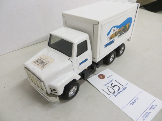 Ertl Delivery Truck