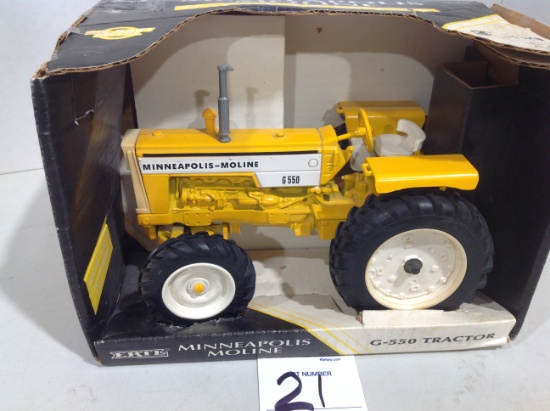 Minneapolis Moline G550 tractor