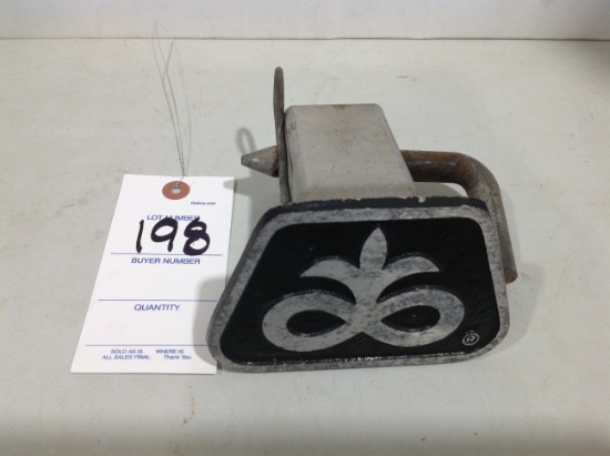 Pioneer truck hitch