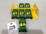 6 John Deere gators