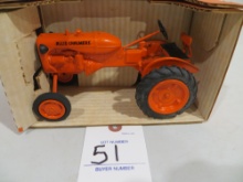 Allis Chalmers Model B, 1/16 scale, Collection Model, By Pioneer Collectible 1987