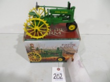 John Deere A, Foxfire Farms, Lowell Davis w/figurine, 1/16 scale Ertl, 1995