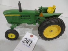 John Deere 3020 w/wf, 1/16 scale Ertl