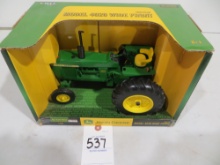 John Deere 4020 Diesel w/f, Ertl 1/16 scale