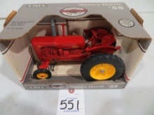 Massey Harris 55, Vintage tractor, Ertl 1/16