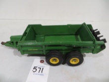 John Deere Hydra Push Spreader, Ertl 1/16 scale