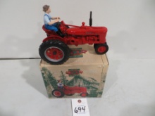 Farmall H w/farmer, Ertl 50th Anniversary 1945-1995 Special Edition, Ertl 1/16