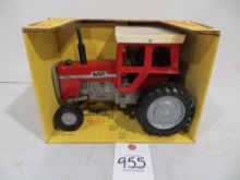 MF 1105 tractor in mint condition box, Ertl 1/16