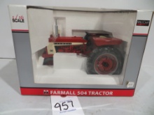 Farmall 504 tractor, Lafayett Farm Toy Show, 27th Anniversary 2005, SpecCast 1/16