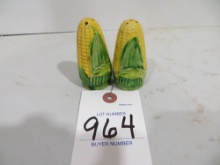 2 ears of corn salt & pepper shakers