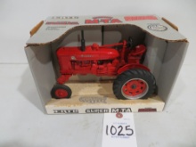 Farmall M-TA w/wf, Special Edition 1991, Ertl 1/16