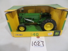 John Deere 40 tractor, Ertl 1/16