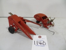 Slik metal red combine & 1 row picker
