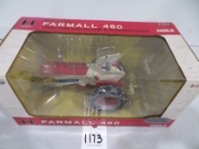 Farmall 460 tractor w/nf & Blade and windbreaker and chains, Ertl 1/16