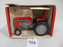 Massey 275 Diesel tractor, Ertl 1/16