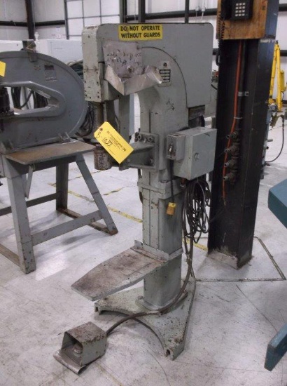 CHICAGO 190 PNEUMATIC BRAKE RIVETER