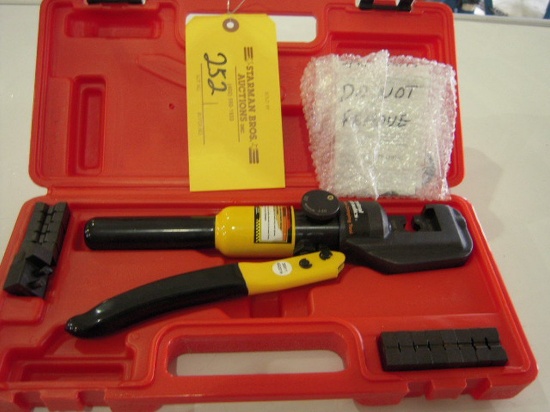 CENTRAL HYDRAULICS WIRE CRIMPING TOOL