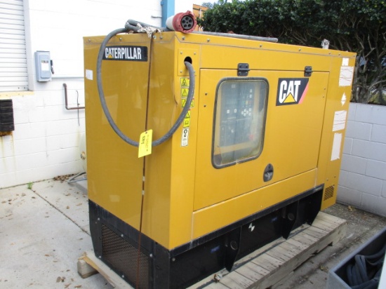 CATERPILLAR MDL D25O-8 STANDBY GENERATOR W/CAT 4-CYL DIESEL ENGINE, RATED POWER 31.53 KVA, 25 KW, RA