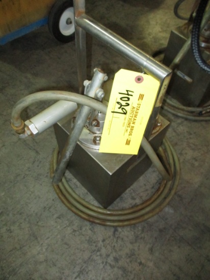TRONAIR MDL 06-5022-6500 FLUID SERVICE UNIT, 2-GALLON (5606/83282)