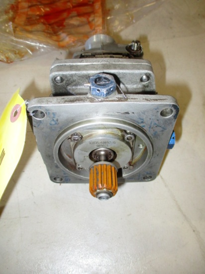 S-76 HYD PUMPS 76650-09808-102 (A/R) (PARKER) MDL AP1V-111-01