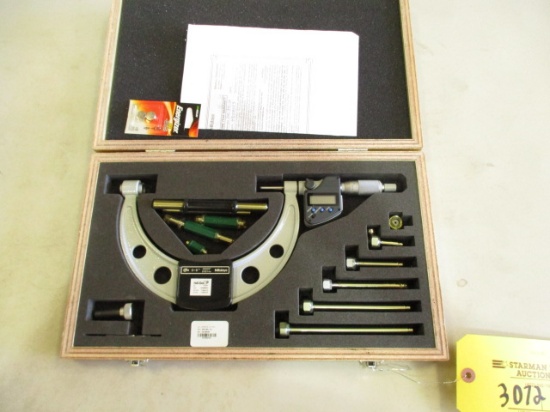 MITUTOYO DIGITAL OUTSIDE MICROMETER 0-6'' P/N 340-351-10