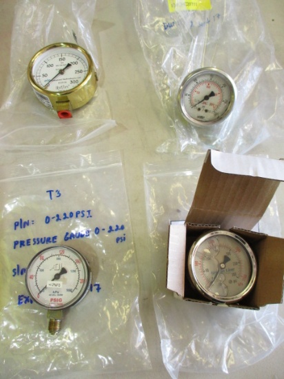 (4) PRESSURE GAUGES 0-220 PSI & 0-300 PSI