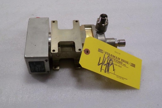 GLOBAL 5000 POTABLE WATER PUMP, P/N 4E4360-1