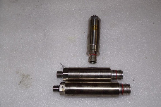 (3) GLOBAL 5000 PRESSURE TRANSDUCERS, P/N GC481-0070-5, GX473-0030-1, APT E-257-1000-75G
