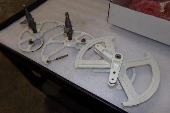 GLOBAL 5000 CABLE BELL CRANKS, GC413-3450-3, GS217-0157-3 (2)