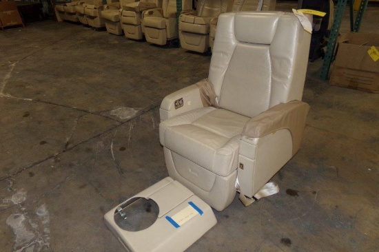 GLOBAL 5000 SINGLE SWIVEL SEAT 3ACF1107012BCAA