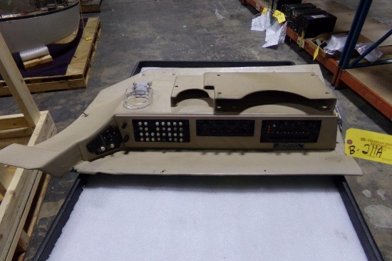 G4 PILOT SIDE PANEL W/CONTROL BOXES