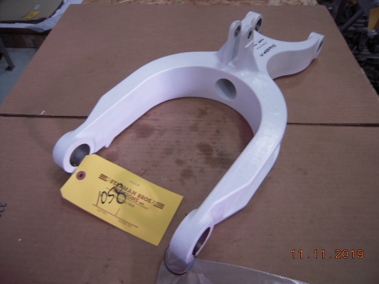 S61 YOKE R6125-50505-3 (NEW)