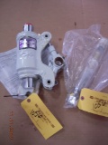 DASH 8 NOSE GEAR STEERING ACTUATOR 8900-117 (REPAIRED)