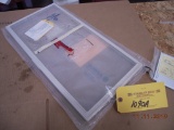 (NEW) R/H FRONT WINDSHIELD PANEL C212-3-2-0