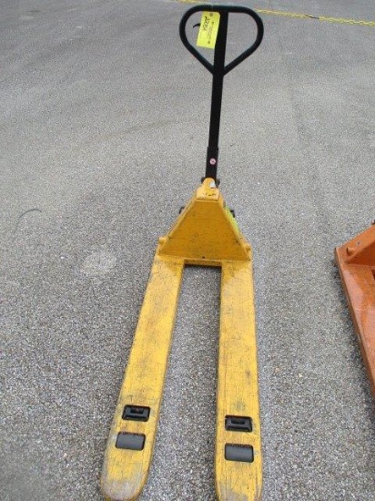 U-LINE PALLET JACK