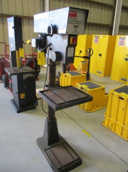 DAYTON 20'' VARIABLE SPEED FLOOR MD DRILL PRESS