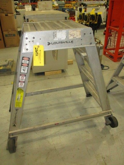 LOUISVILLE 4' DOUBLE SIDED ALUMINUM MAINTENANCE LADDER