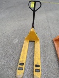 U-LINE PALLET JACK