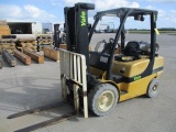 YALE MDL GLP060VXEVSE087 FORKLIFT, 6,000 LB, PROPANE, 18' MAST, SIDE SHIFT
