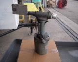 CHERRY G40C PNEUMATIC RIVET PULLER