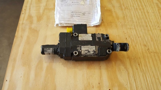 TRIM ACTUATOR R4610M23-1 (A/R) & LINEAR ACTUATOR 70400-02200-106 (A/R)