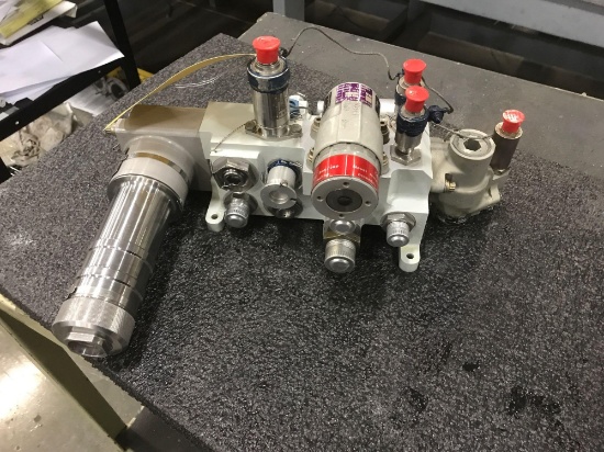 MANIFOLD D2907019402400 (INSPECTED)