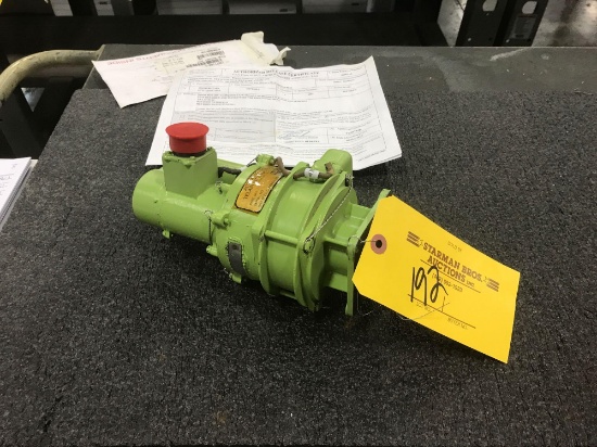 DOOR ROTARY ACTUATOR 1387T100-5 (REPAIRED)