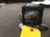 ATTITUDE GYRO 504-006-913 (OVERHAULED)