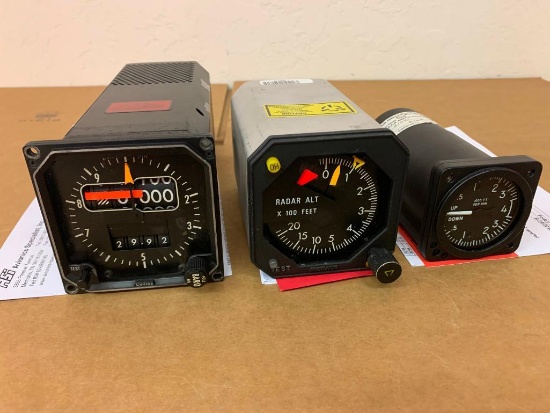 INDICATORS (1) ALI-80A 622-3975-014, (1) KNI-415 066-3031-01, (1) 843-67-6 (NEED REPAIR)
