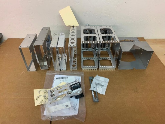 (LOT) GARMIN RACKS AND BACKPLATES