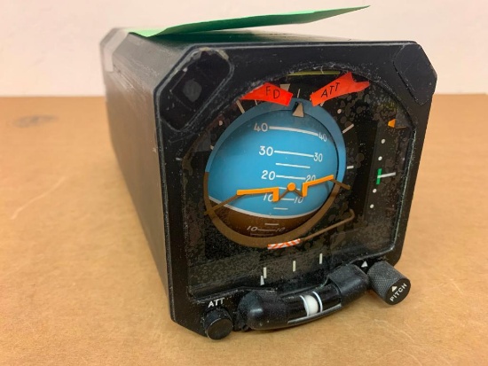 CASA C-212 SPERRY AD-500C ATTITUDE DIRECTOR INDICATOR 7000836-922 (NEEDS REPAIR)