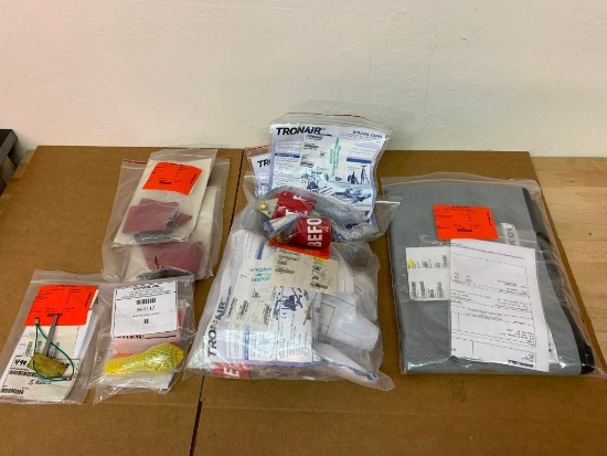 (LOT) DHC-8 TRONAIR COVERS, ADAPTER JACK, TORQUE SENSOR TOOL, & DOOR LOCKS